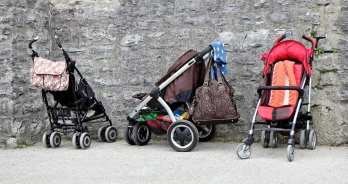 Can-You-Rent-Strollers-at-Airports